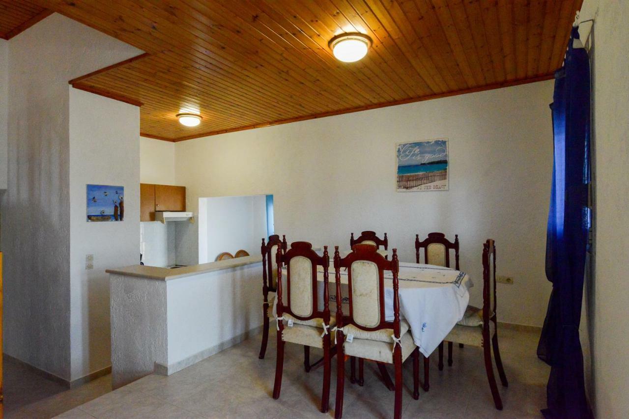 Villa Fantasea Plimmiri Buitenkant foto